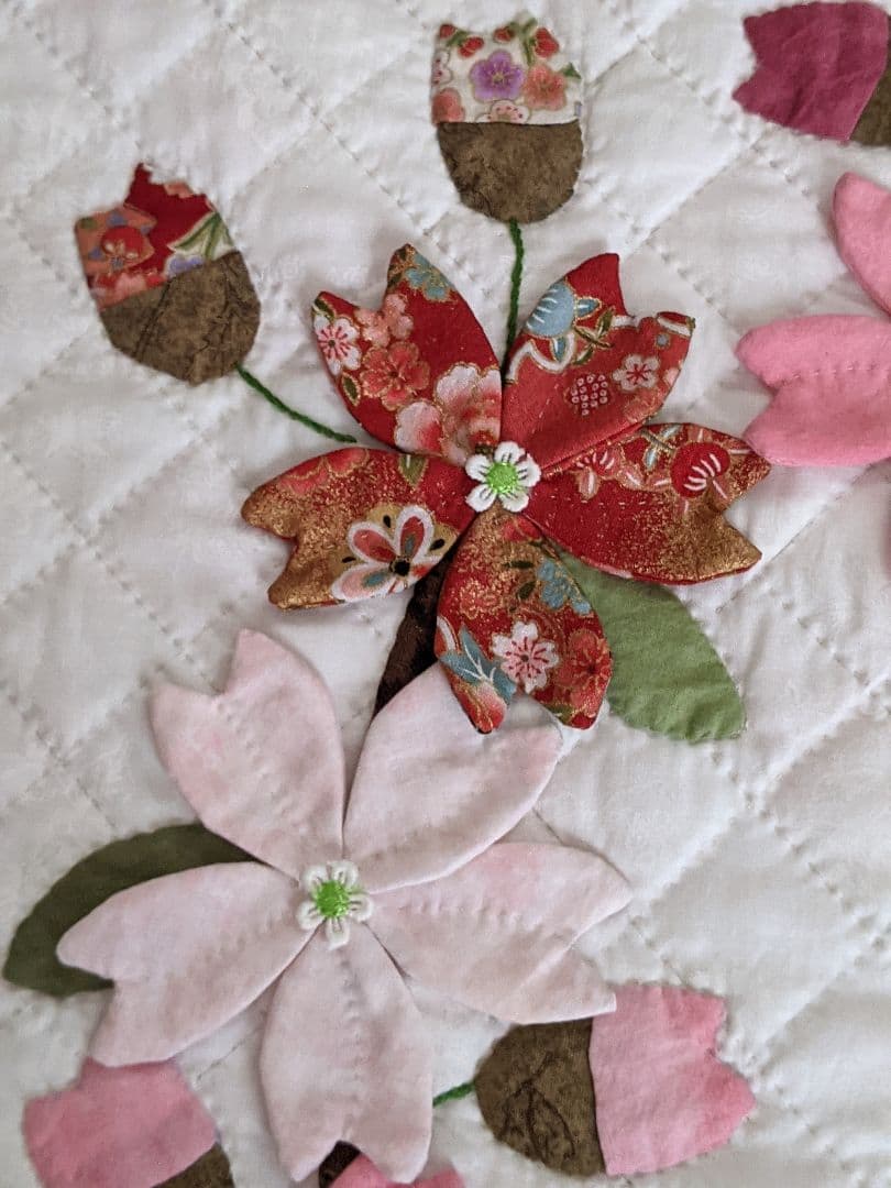 しだれ桜　パッチワークキルト　タペストリー
