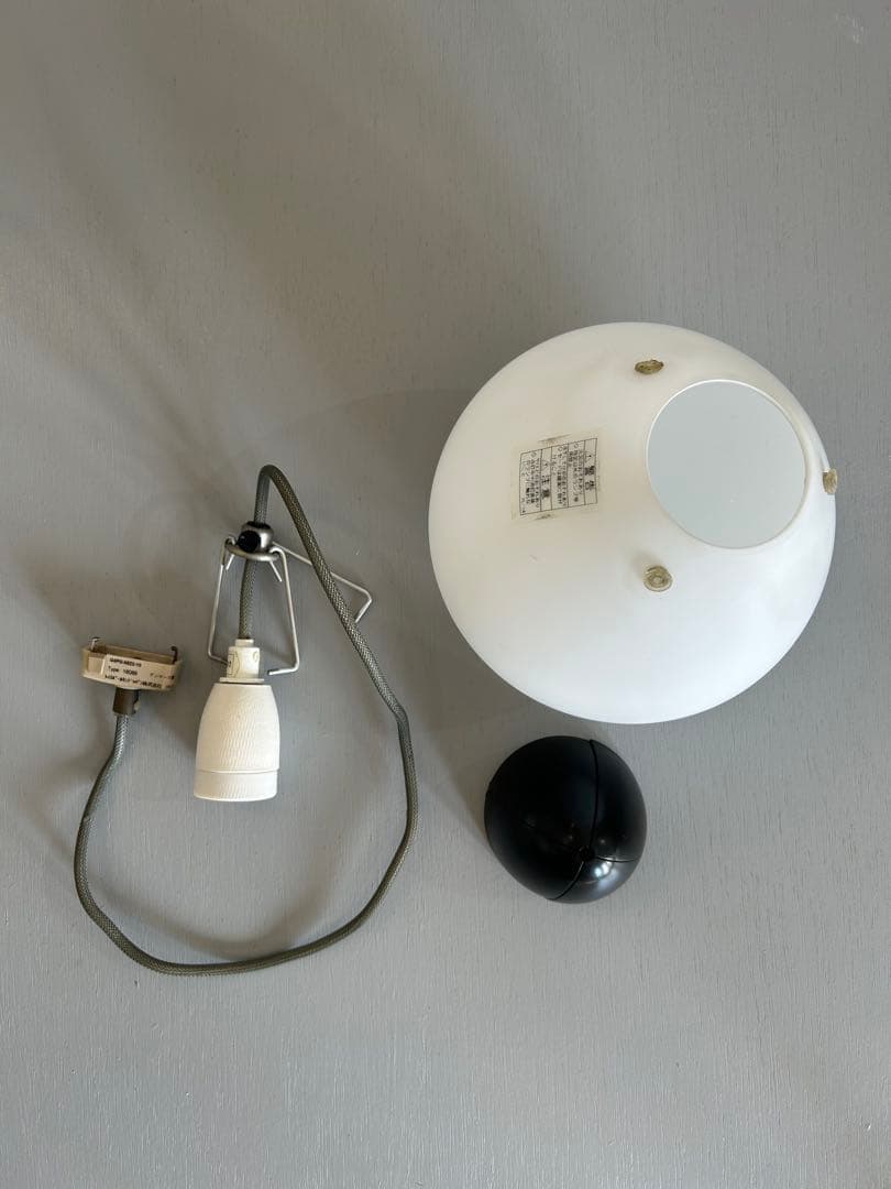 ポールヘニングセン　モザー　ペンダントライト　φ18.5センチ　デンマーク製