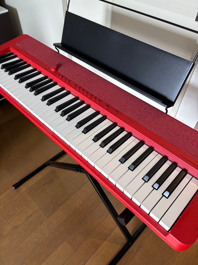【美品】キーボード CASIO カシオ CT-S1 レッド 61鍵 スタンド付