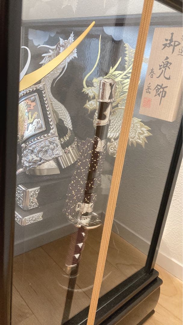 【オルゴール付】美品　五月人形 ケース付き 伝統的デザイン