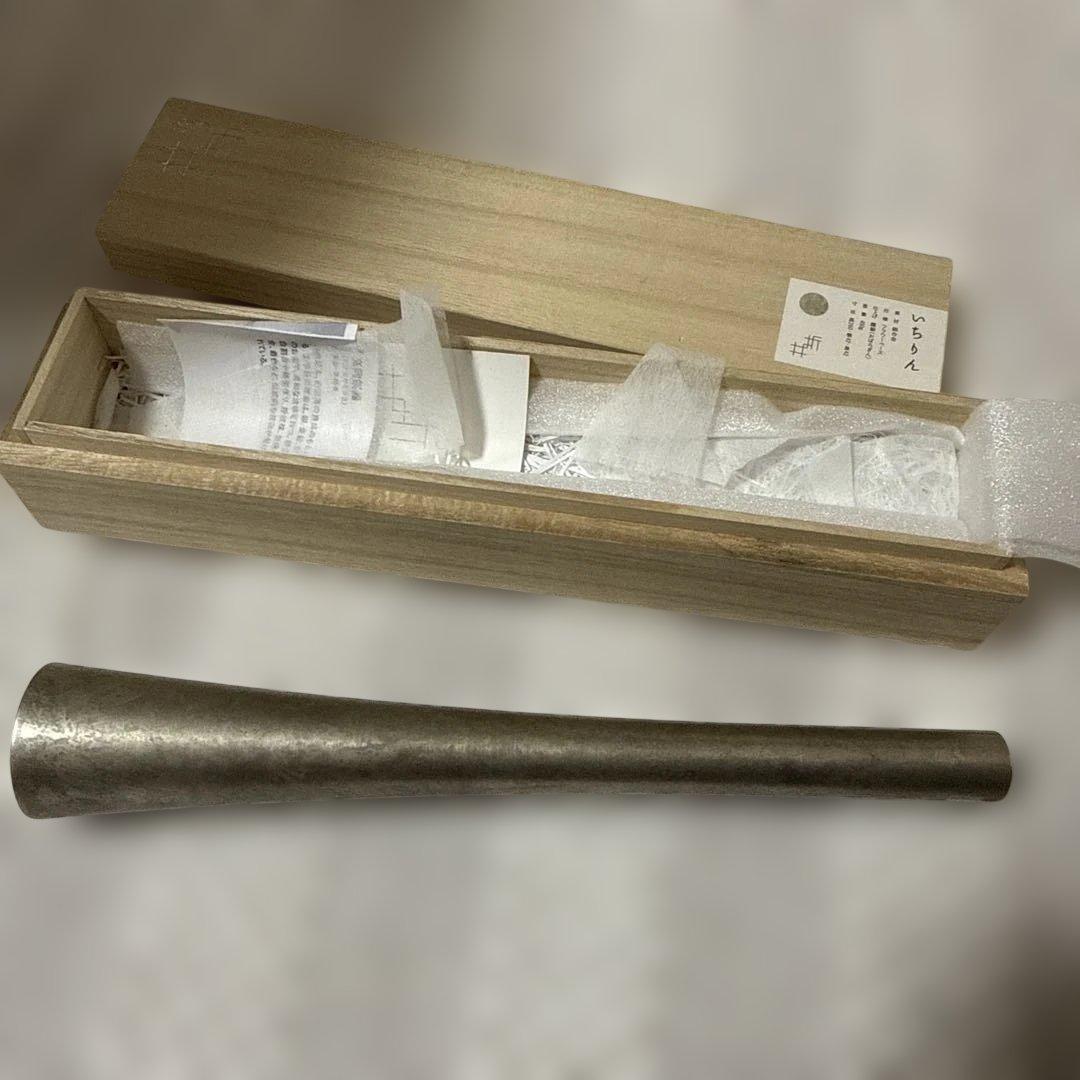 いちりん 金属製 フラワーベース 円錐形