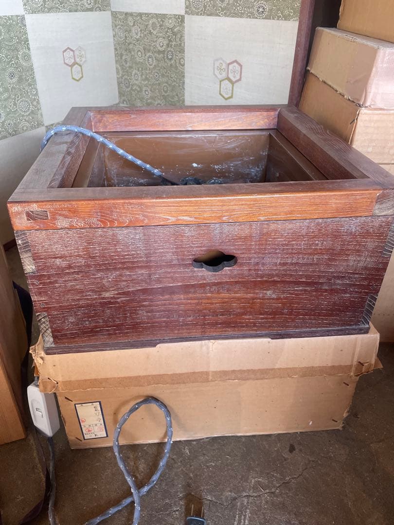 人間国宝　敬典　造 真形釜　波千鳥地紋　風炉 茶釜 置炉 野々田電熱器 茶道具