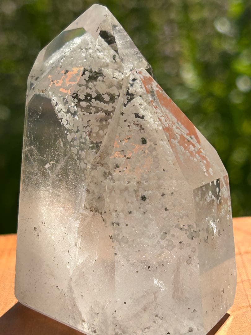 ホワイトファントムクォーツとても珍しい存在感のある石　希少価値‼️大特価SALE