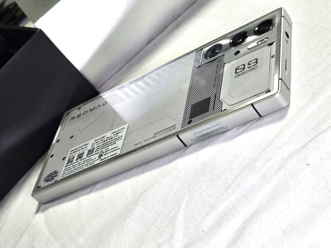 スマートフォン本体 REDMAGIC 9 Pro 16GB/512GB