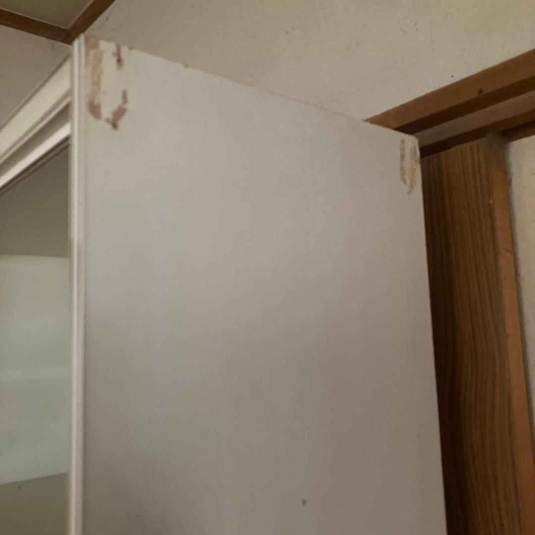 ガラス戸棚　飾り棚　食器棚　緑