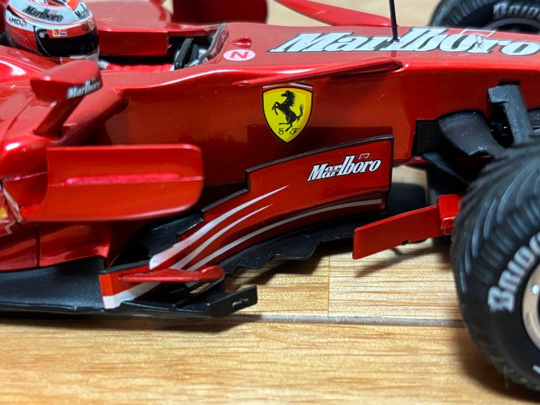 マテル 1/18 フェラーリ F1 200勝記念限定モデル F2007 中国GP