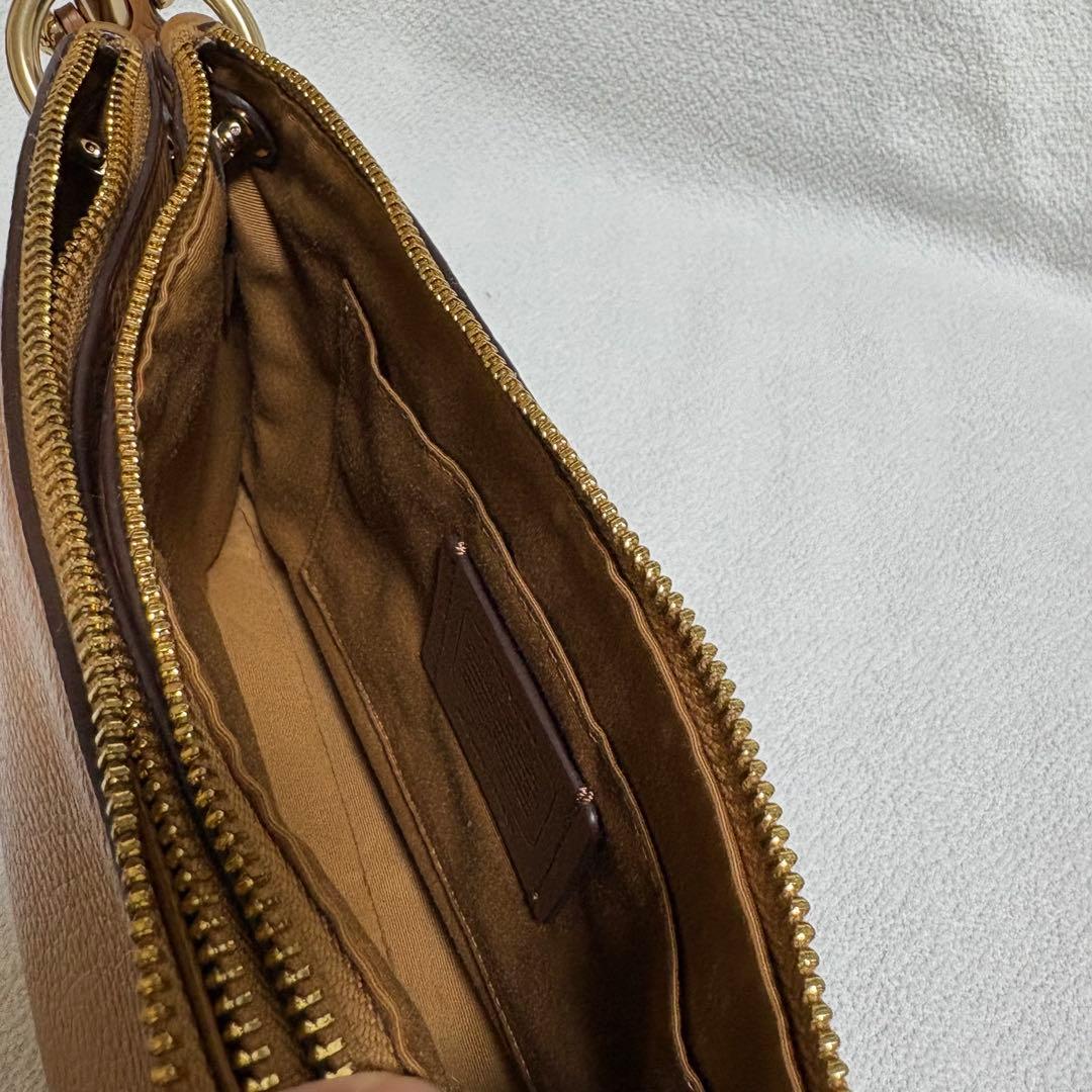 Coach コーチ　ショルダーバック　シボ革　F76645