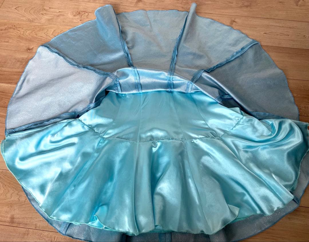 ビビディバビディブティック　エルサ＊ヘアピン付【サイズ110】