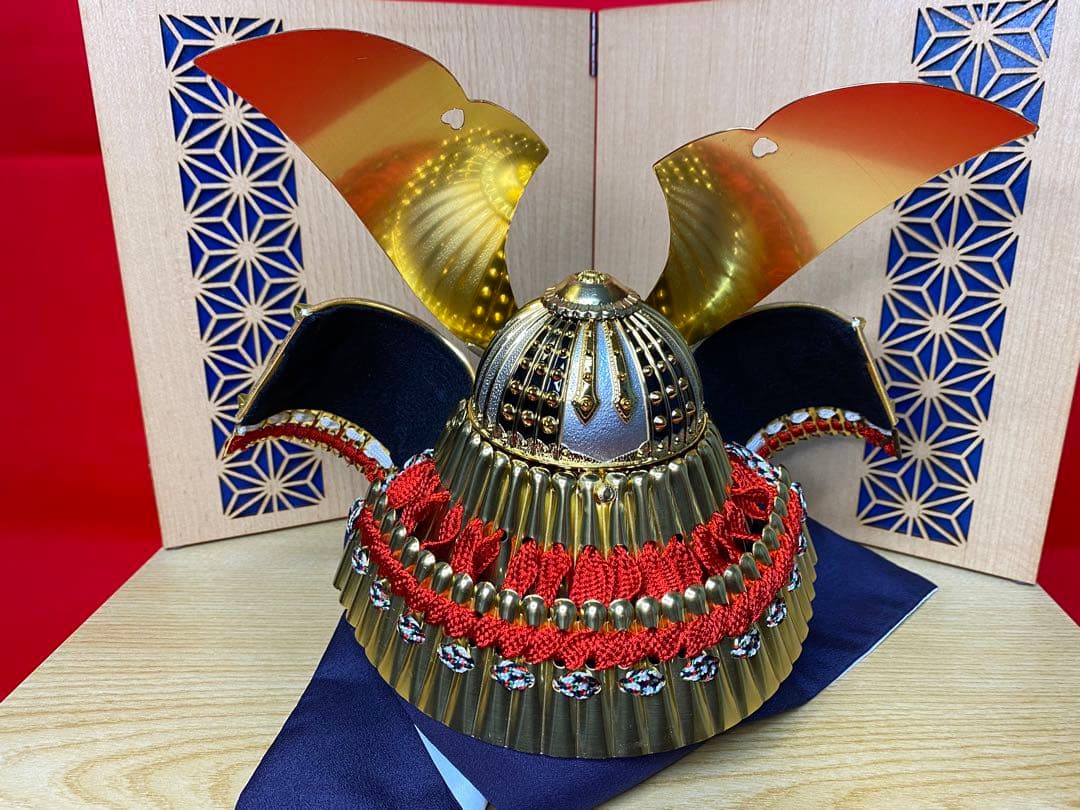 五月人形　兜飾り白木収納セット・コンパクトサイズ