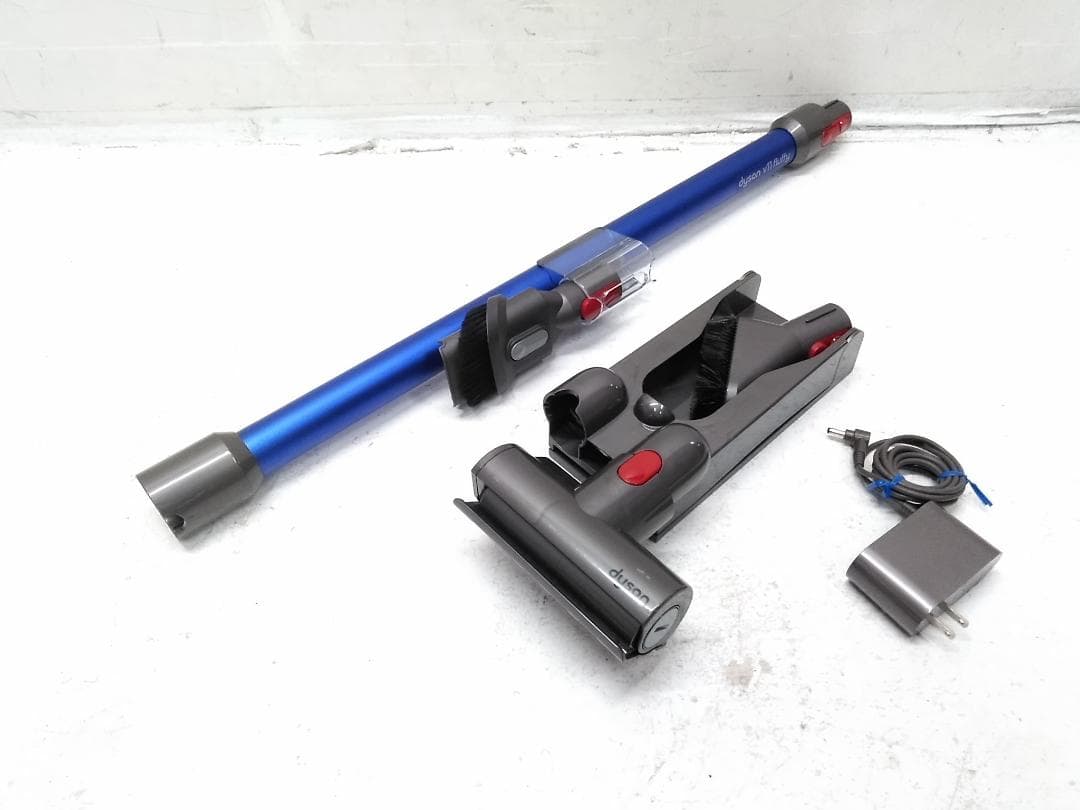 Dyson コードレスクリーナー V11 sv14 アタッチメント付き ♪