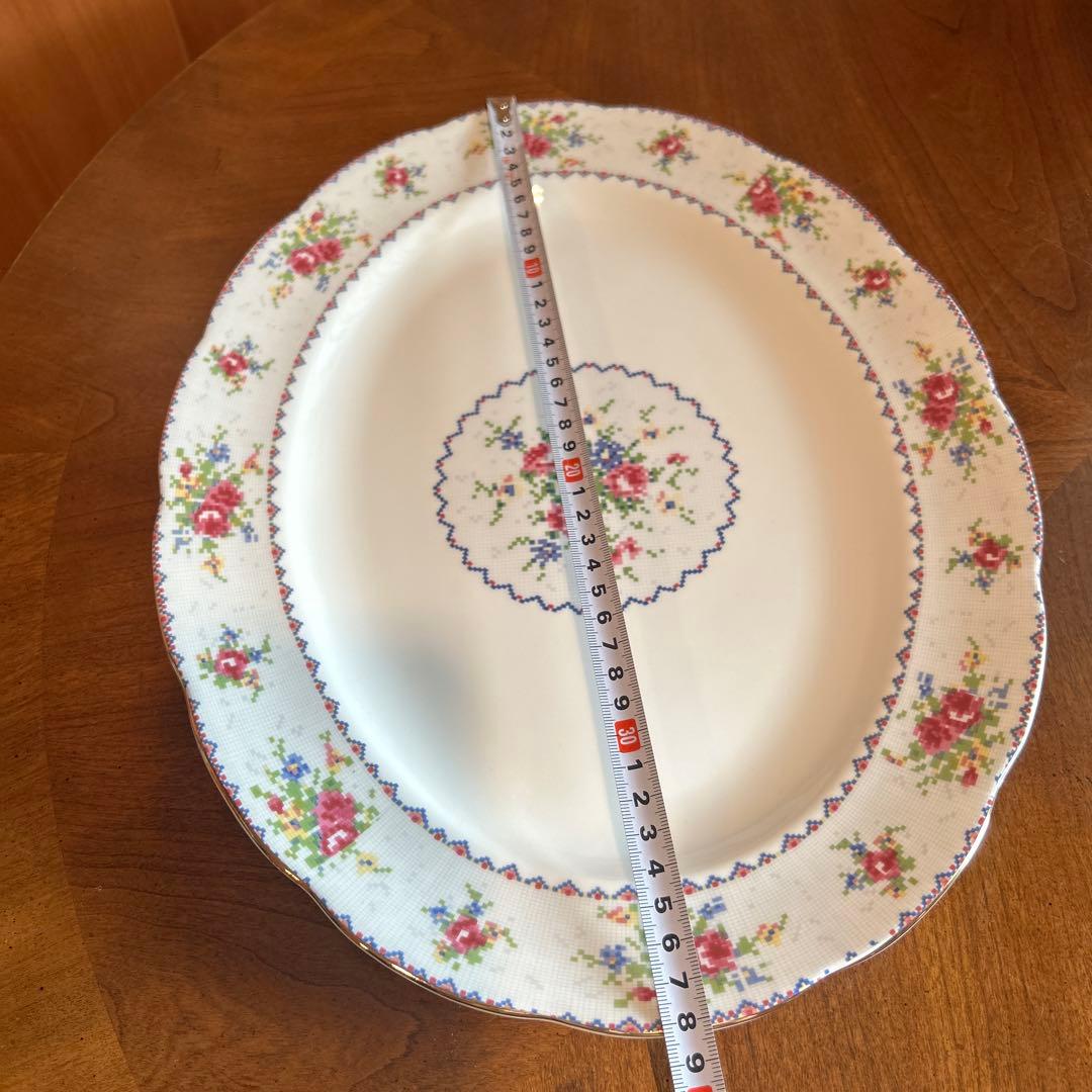 153◆ロイヤル・アルバート　楕円形サービングプラター　プチポワン