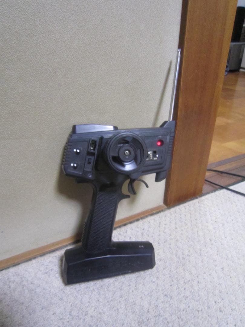 くりこう　1/10 タミヤ エンジンカー セット コントローラーありました