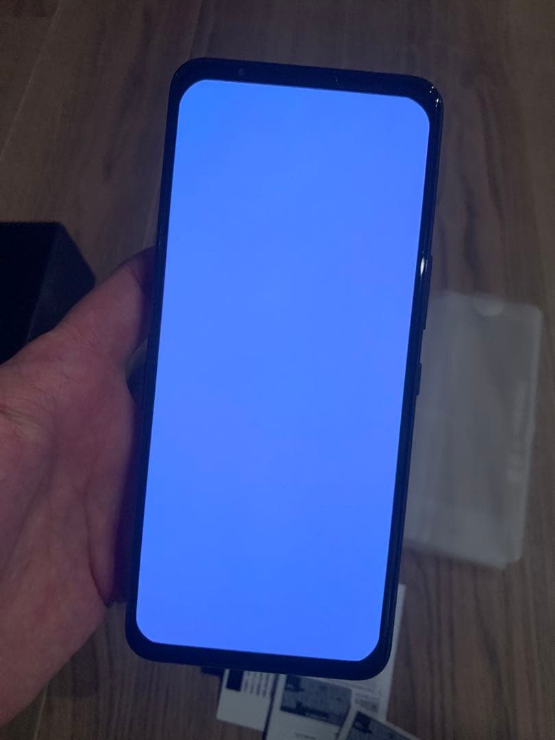 美品★rog phone 5 完品の12/256 ストームホワイト！日本国内版！