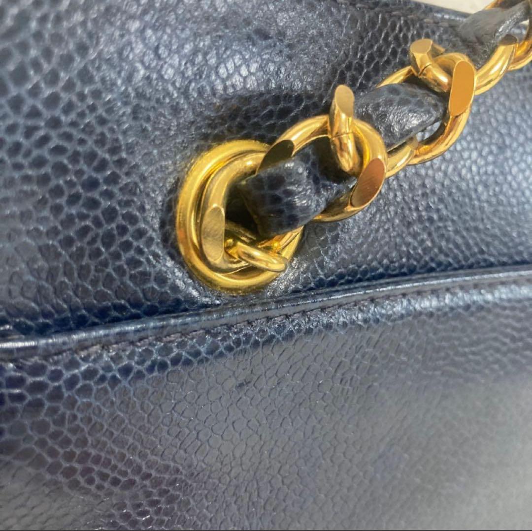 シャネル　トリプルココ　キャビアスキン　ゴールド　チェーンバッグ　ショルダー