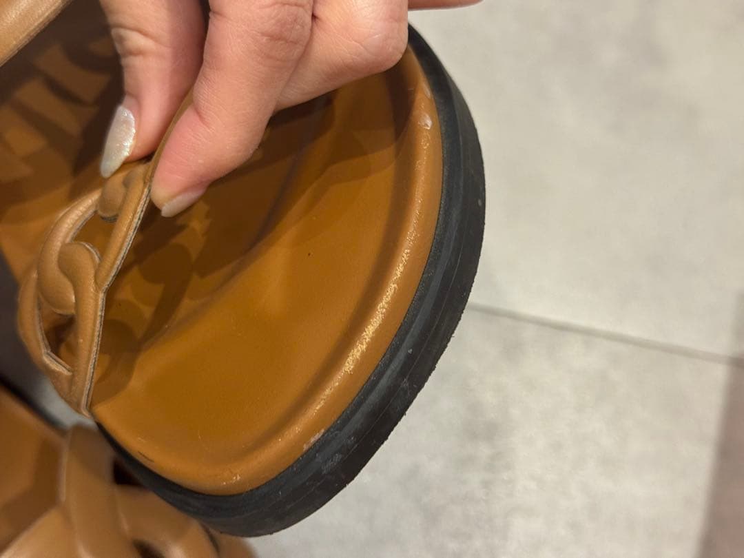 HERMES サンダル エクストラ キャメル