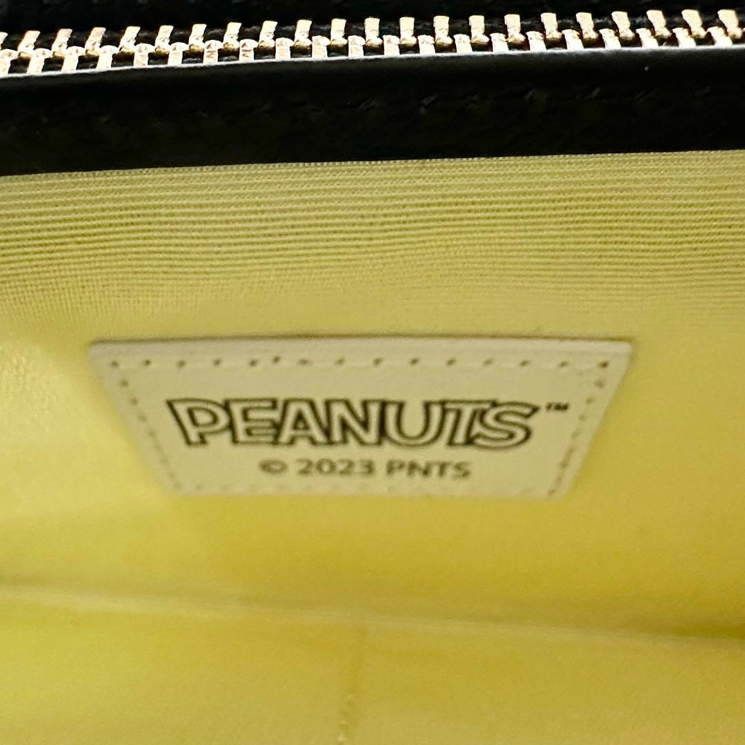 【未使用】【箱・カード付き】サマンサタバサ　スヌーピー　長財布　本革　レザー