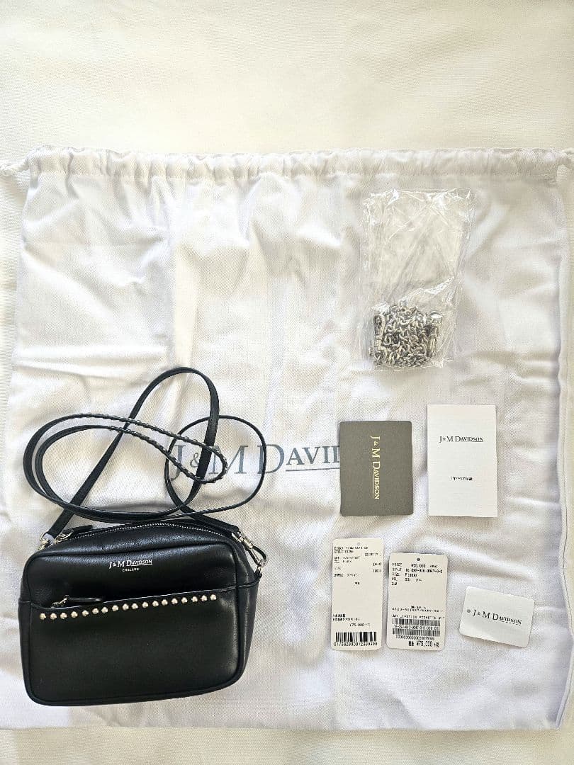 J&M Davidson ブラックショルダーバック LIPSTICK