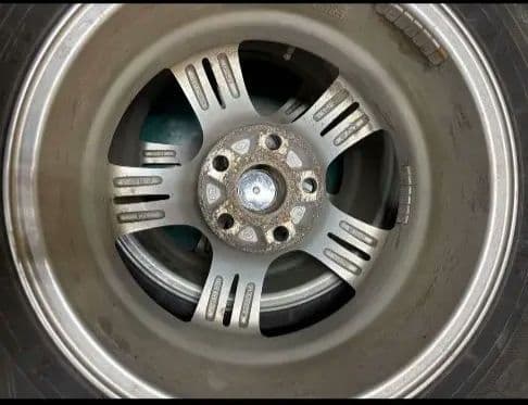 スタッドレスタイヤ＋16インチ アルミホイール205-60-16