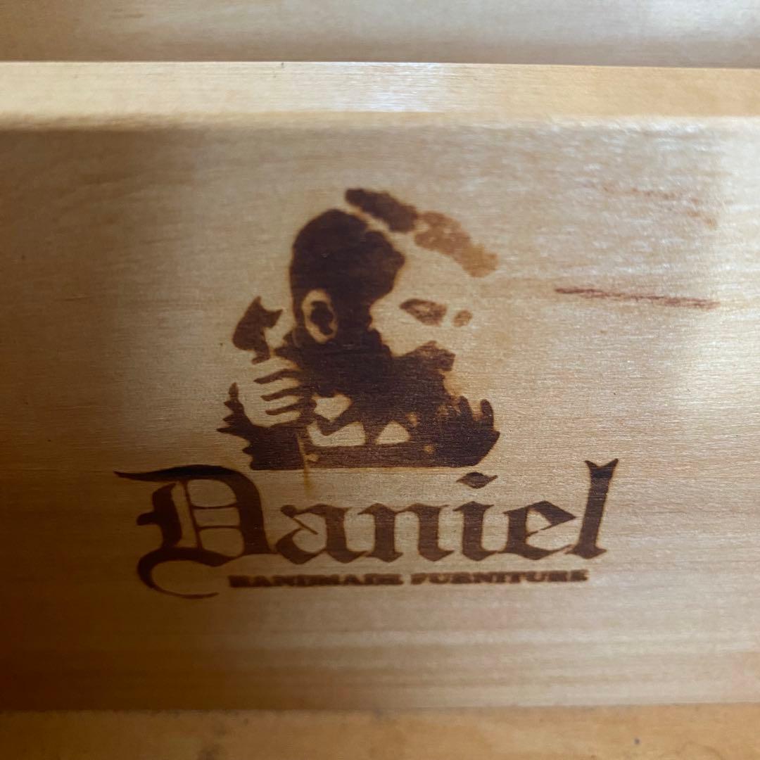 横浜ダニエル　サイドボード　キャビネット　クラシック　アンティーク　ヨーロピアン