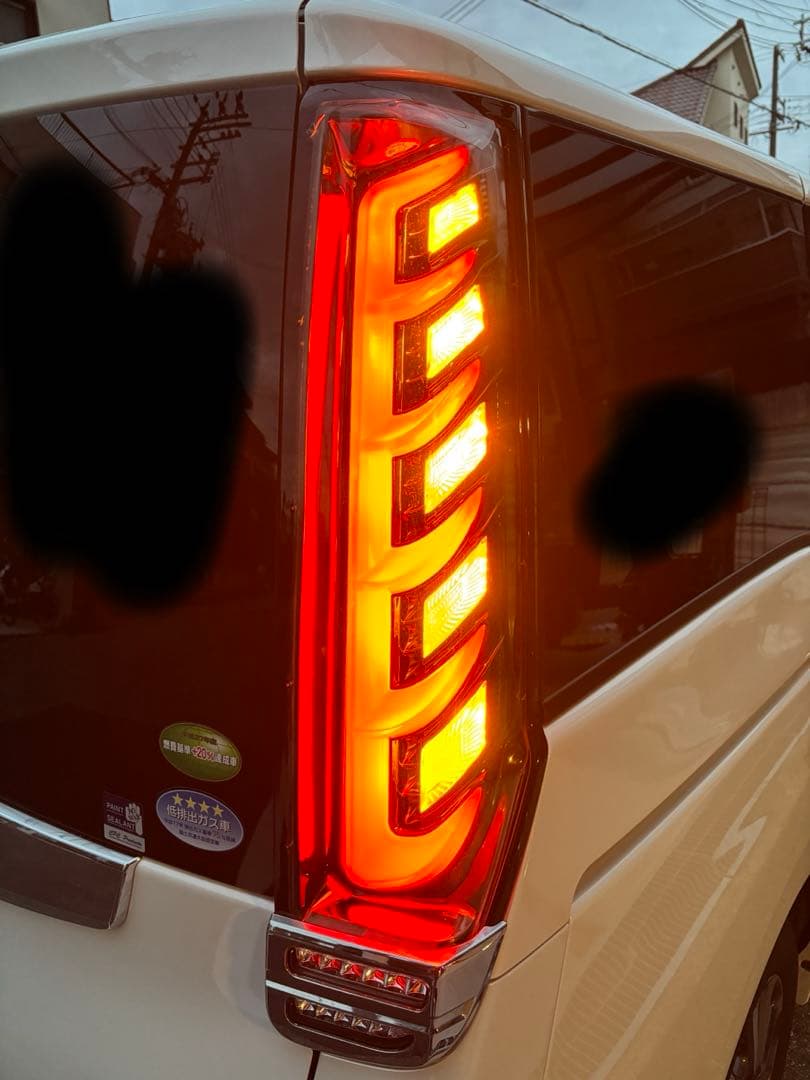 値引き中！※動作確認済み※ METEO ヴォクシー　80系　LEDテールランプ