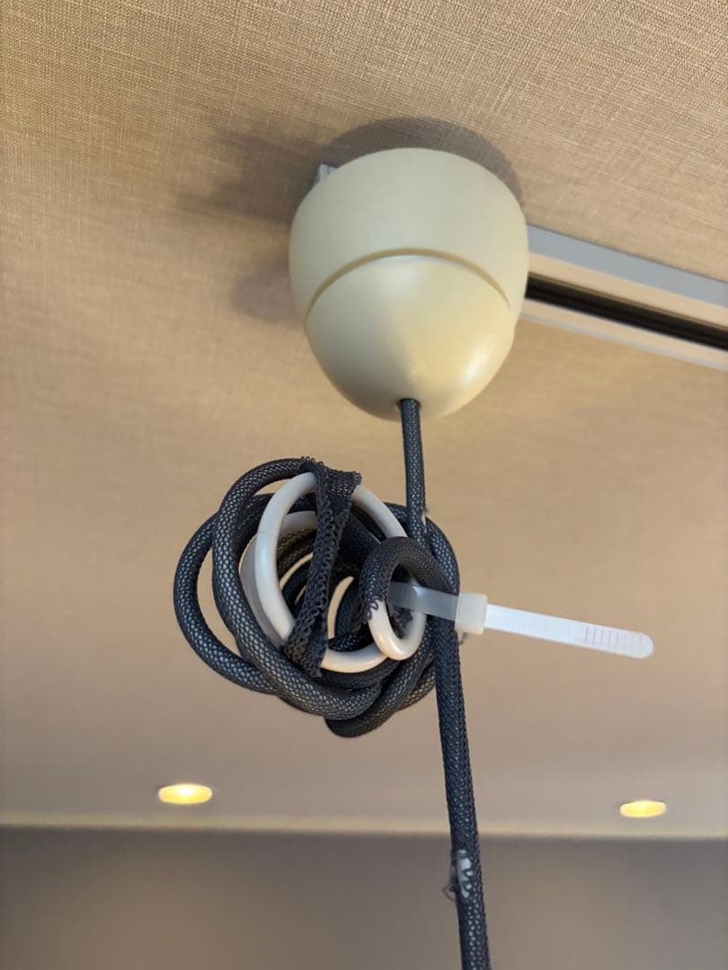 フリッツハンセン　Caravaggio（カラヴァッジオ） P2 グロスホワイト