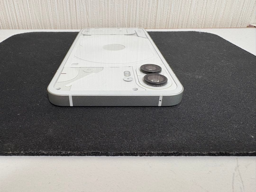 【美品】Nothing Phone (2) 256GB simフリー　ホワイト