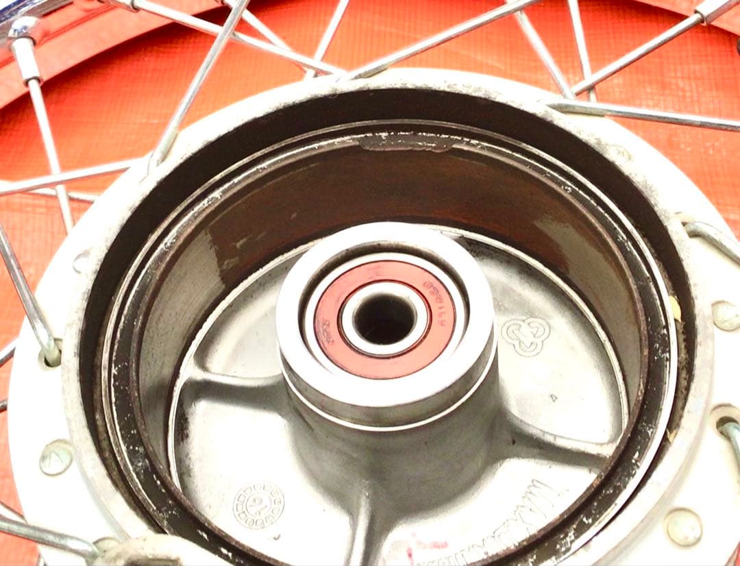 スーパーカブプロ【前・後ホイール】ブレーキパネル付 /クロスカブ50にも