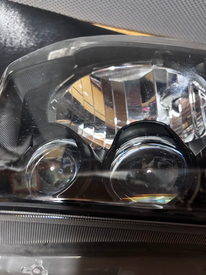 ハイエース　ヘッドライト　6型　インナーブラック