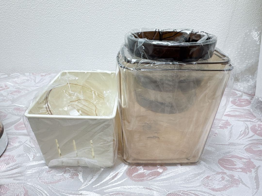 331-【未使用】Hurom スロージューサー H2H ホワイト