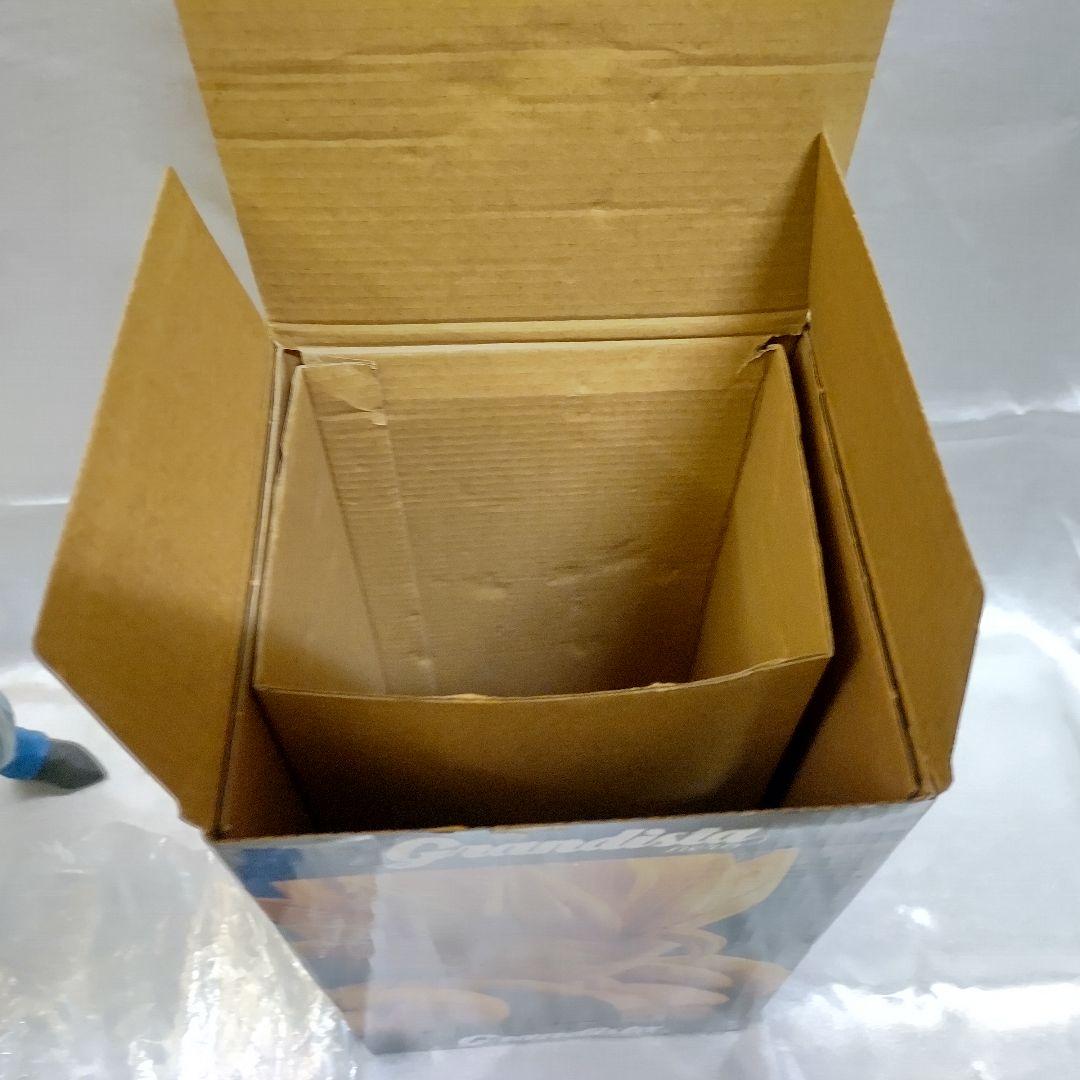 Grandista neroグランディスタネロ ゴジータ【海外限定 海外正規品】