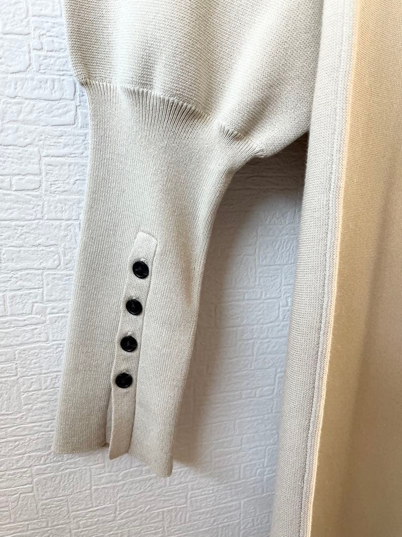 ◎新品タグ付◎エメルリファインズ◎クルーネック ミニ フレア ワンピース