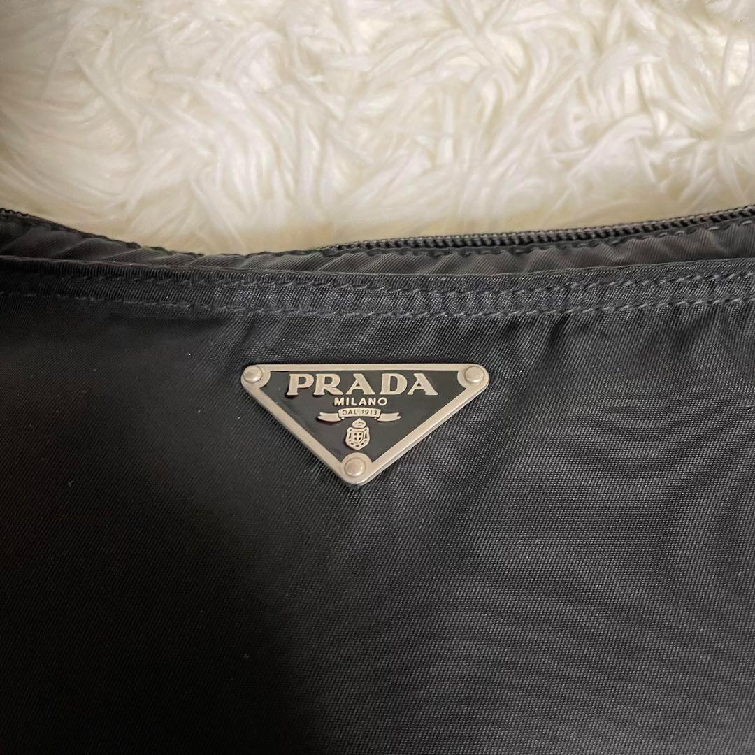 美品✨PRADA プラダ ショルダーバッグ サコッシュ 三角ロゴ テスート　黒