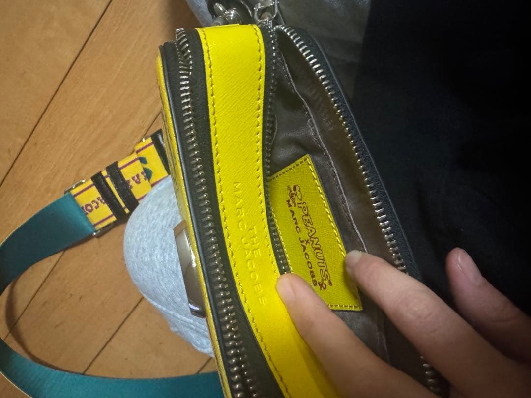 MARC JACOBS SNOOPY & LUCY ショルダーバッグ イエロー