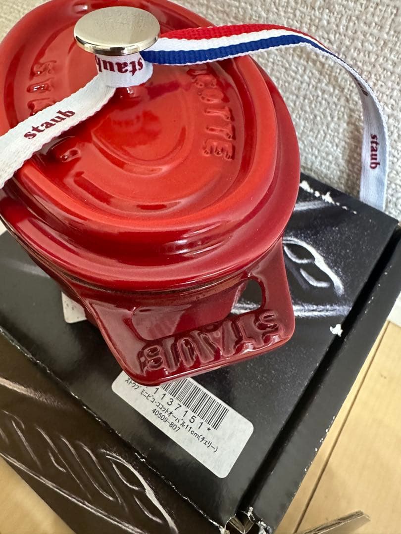 staub ピコ・ココット オーバル チェリー 11cm 40509-807