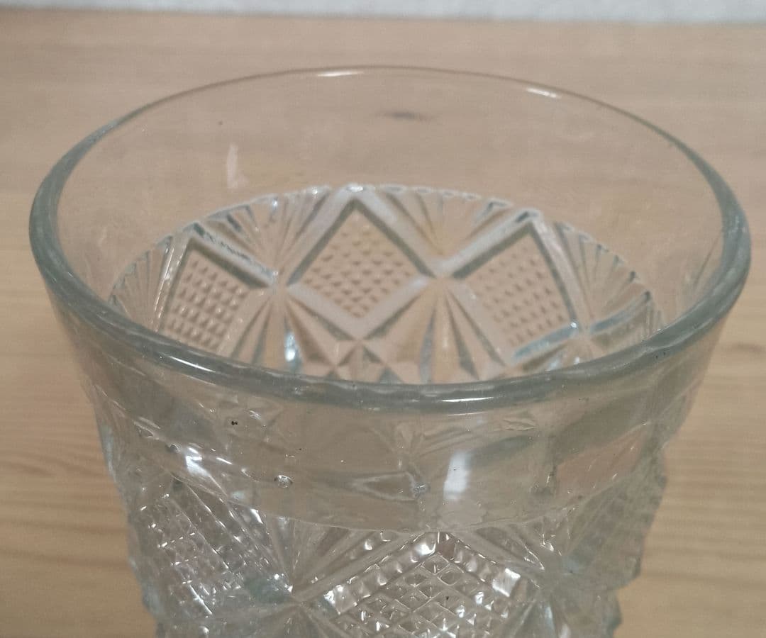 大正〜昭和初期 プレスガラス 幾何学文様 水飲みコップ