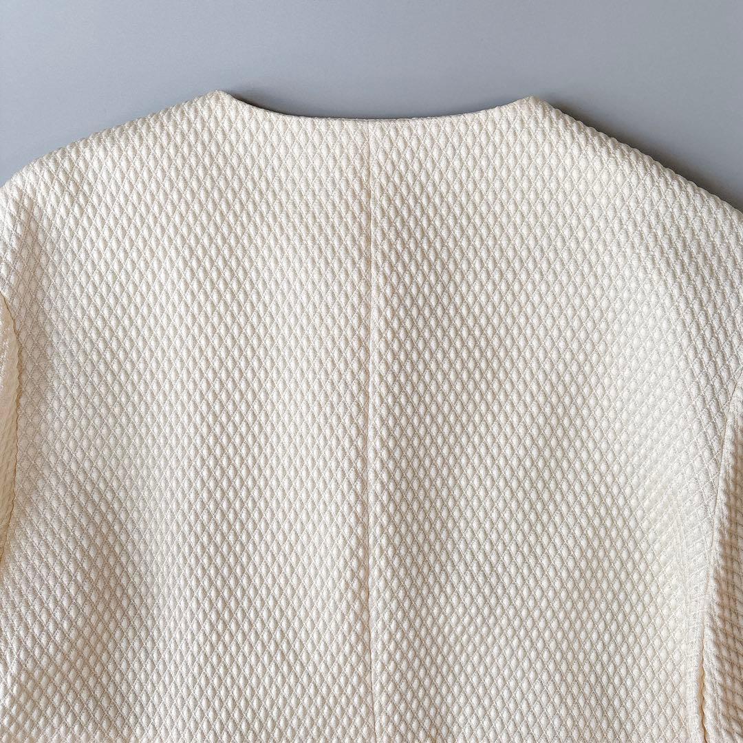 美品⁑ルーニィ　ジャカードバルーンアウター　オフホワイト　ノーカラージャケット