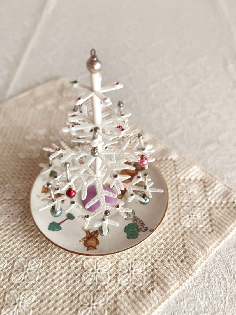 【Jack Louさま】tree ✵ アンティークガラスビーズの ホワイトツリー