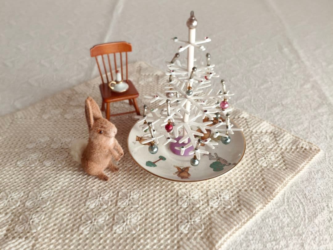 【Jack Louさま】tree ✵ アンティークガラスビーズの ホワイトツリー