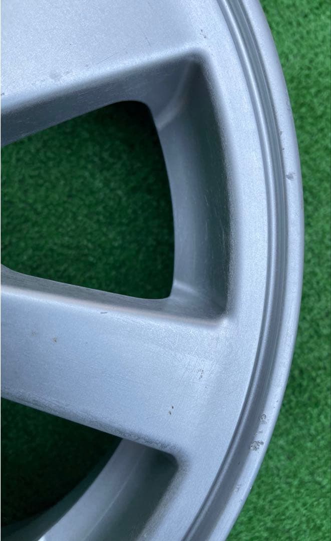 ダイハツ純正アルミホイール　14×4.5 PCD 100+45　4本セツト。