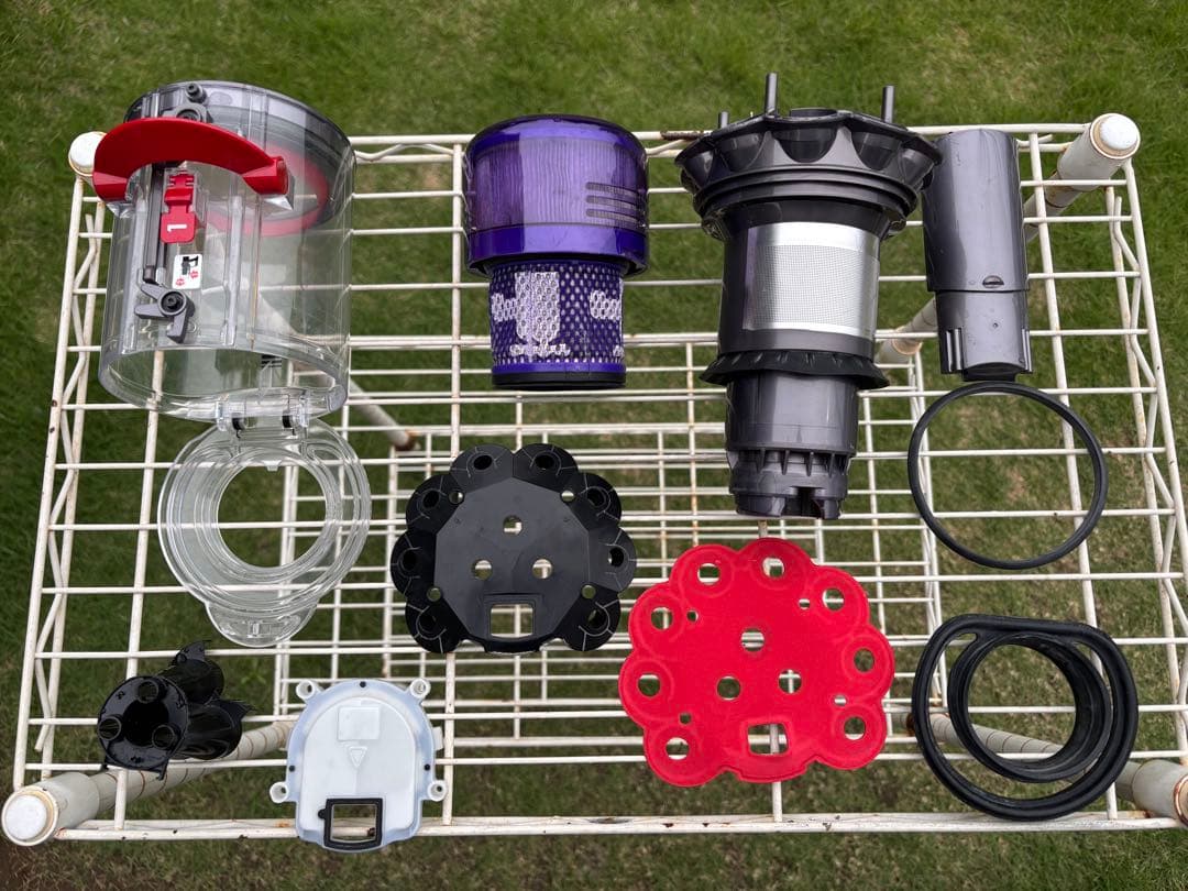 【分解洗浄清掃品】ダイソン SV18 本体