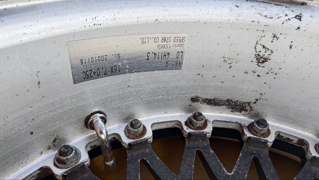 SSR TYPED16インチ4穴114.3 7J25　2本4穴8J　26 2本