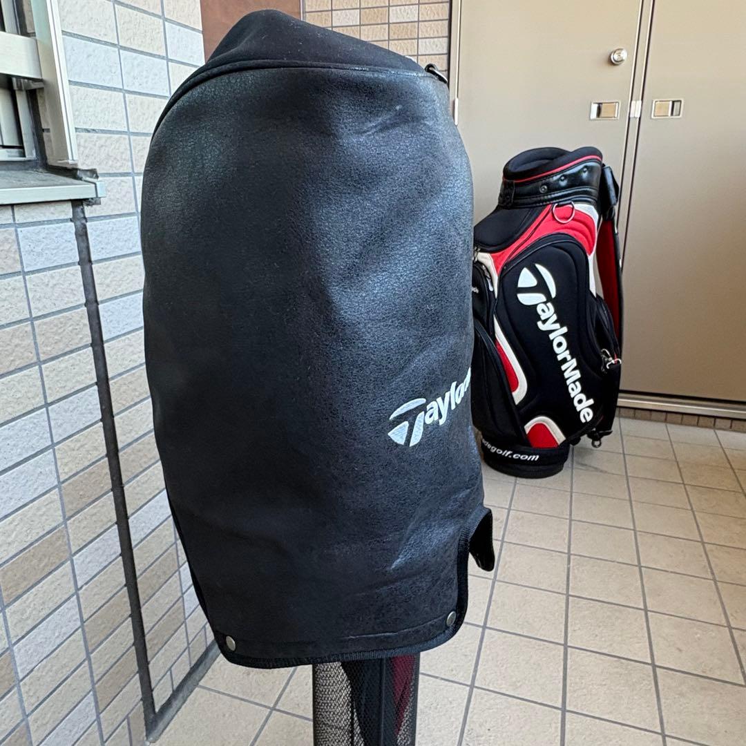 使用感　テーラーメイド 3点式 キャディバッグ 黒/赤 9.5型 6分割　ゴルフ