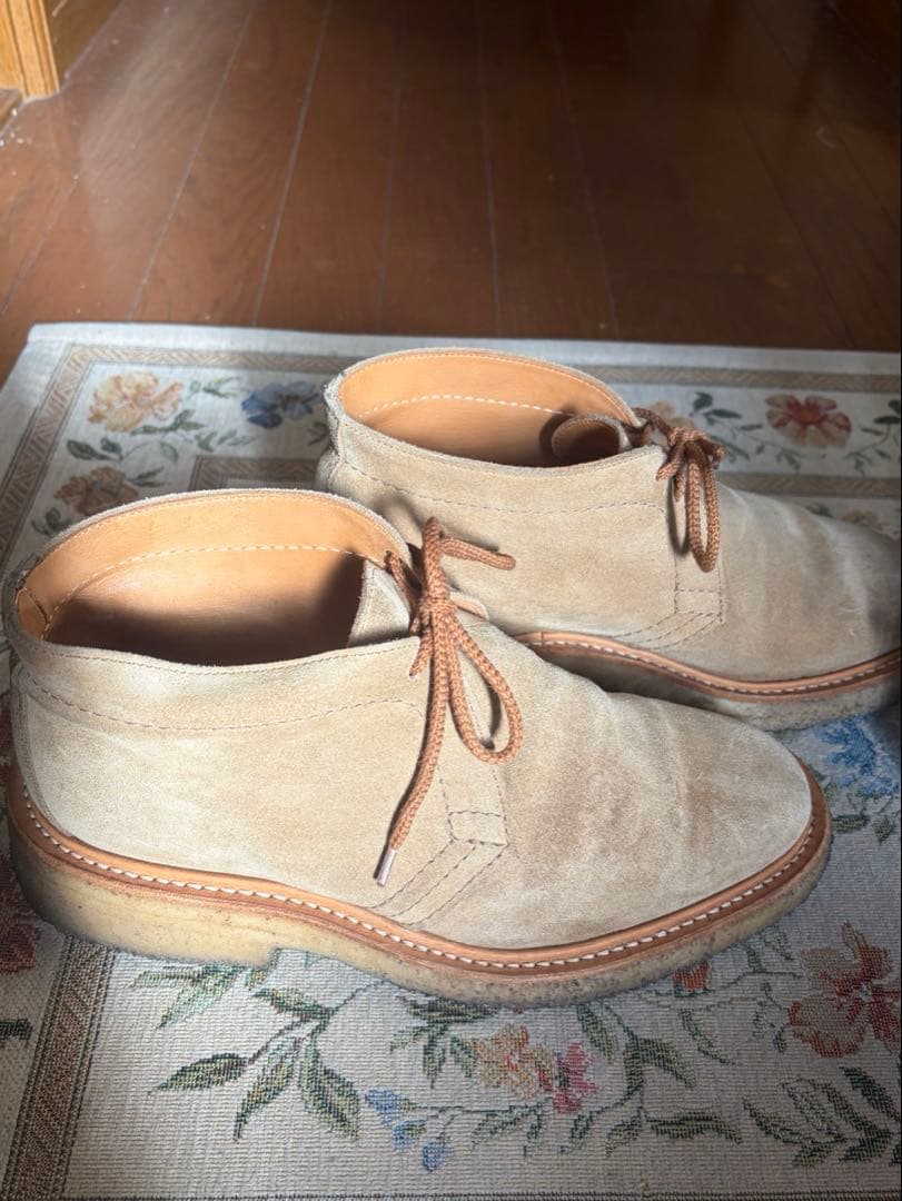 Tricker's SAND SUEDE デザートブーツ / ボーイズマーケット
