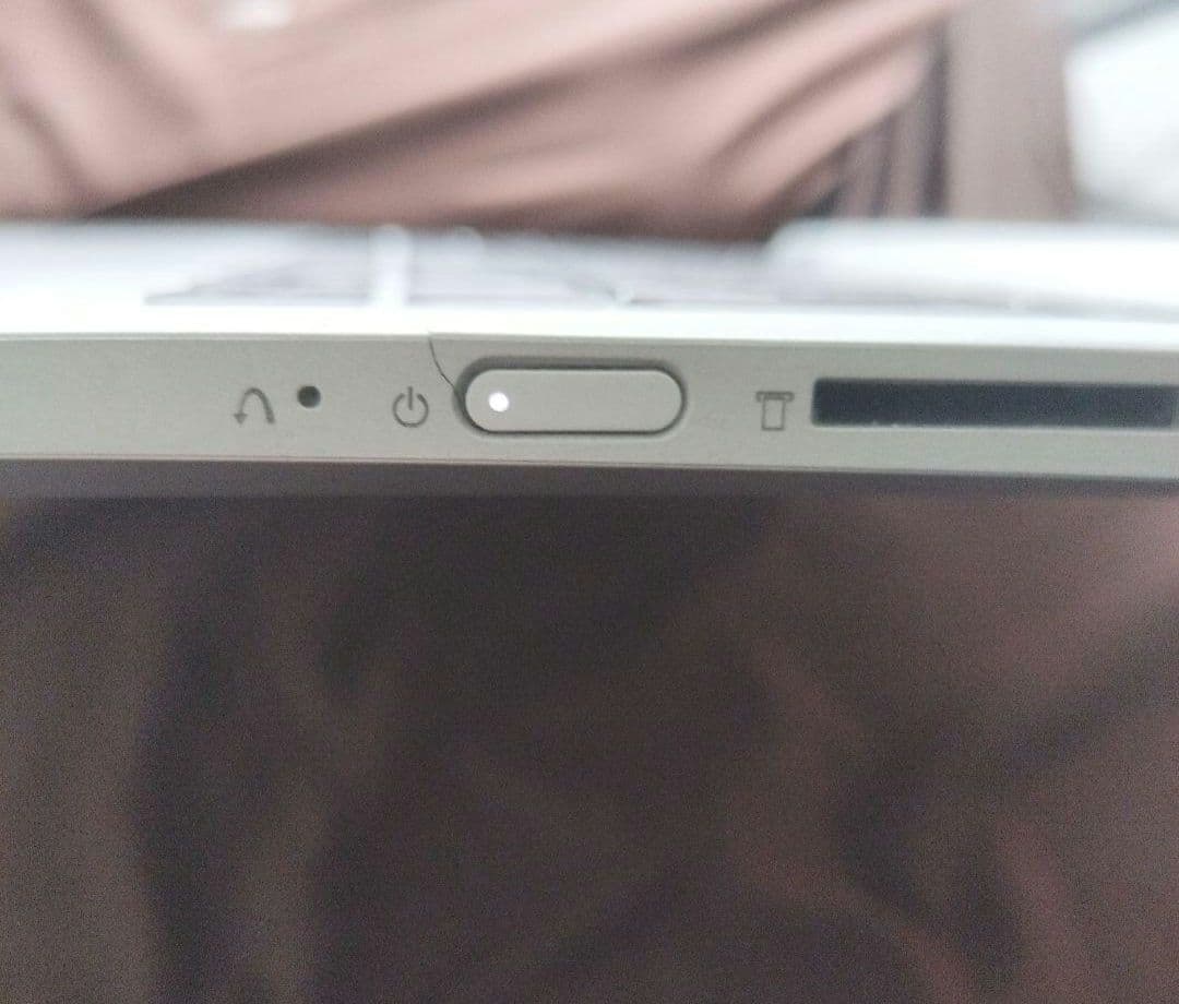 【画面タッチ機能、指紋認証】　Lenovo ideapad c340