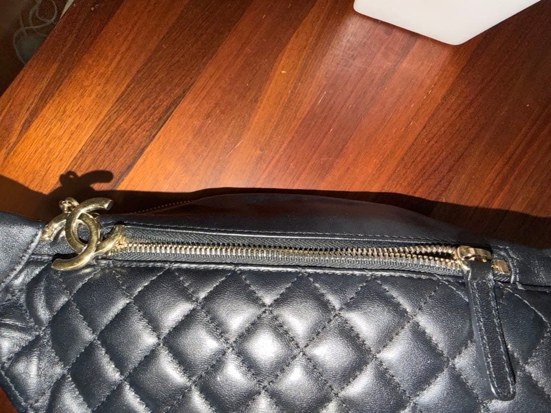 最終お値下げ！美品⭐︎CHANEL ブラック キルティング ボディバッグ