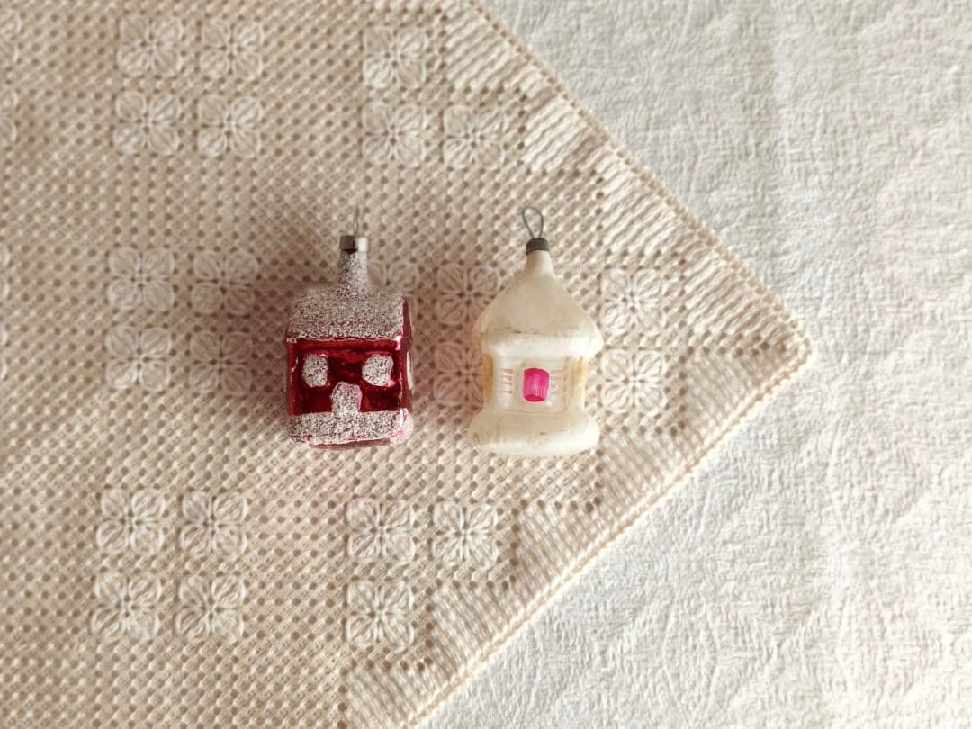 【ひまわり さま】vintage ornament ❀ かわいい 赤いおうち