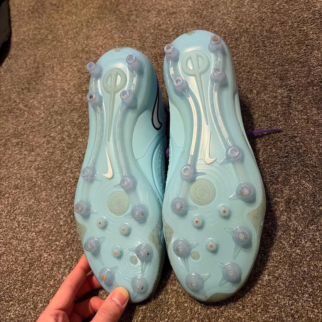 ナイキ ティエンポレジェンド10 AG 25cm