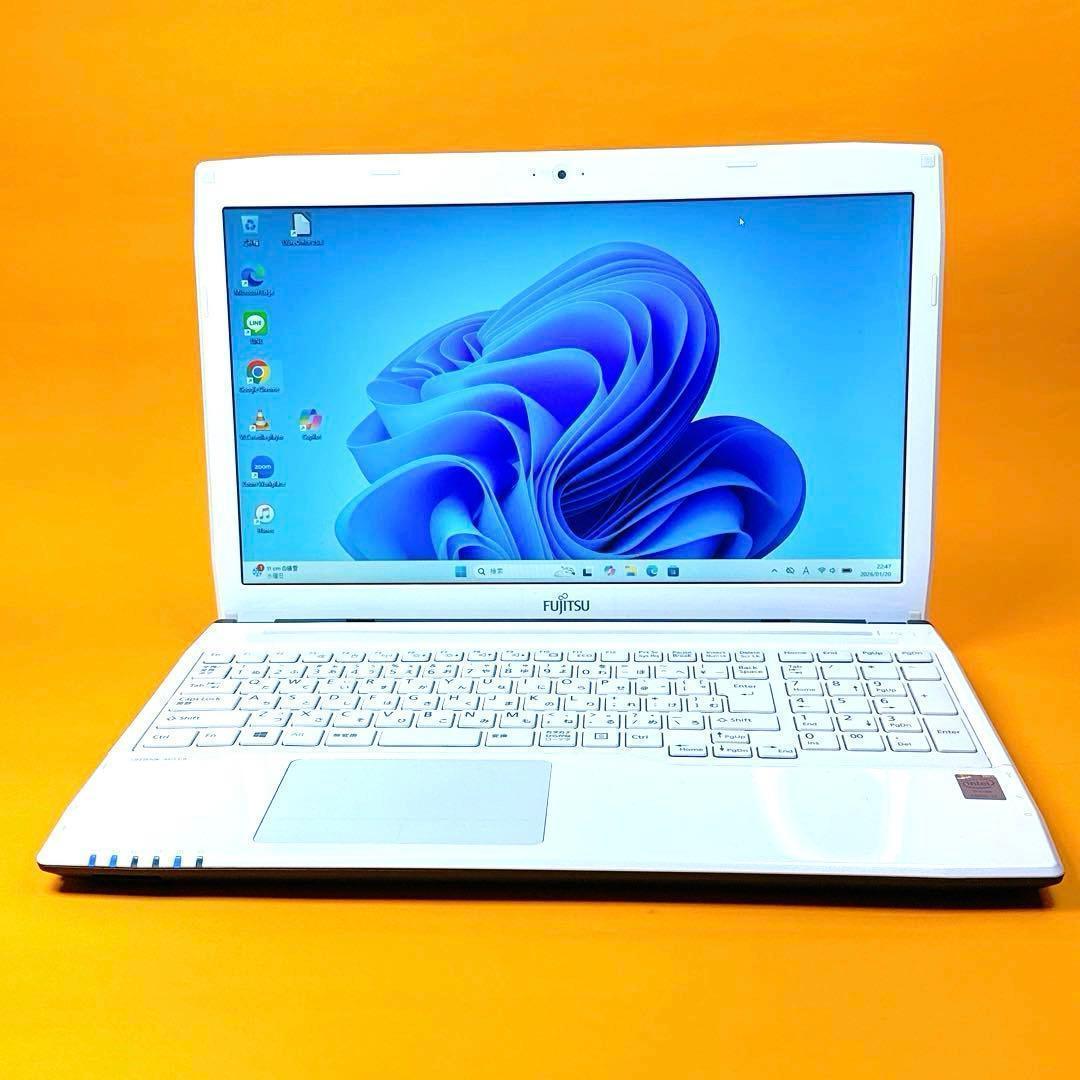 極速i7⭐️16GB⭐️SSD⭐️爆速ノートパソコン カメラ オフィス 薄型美品