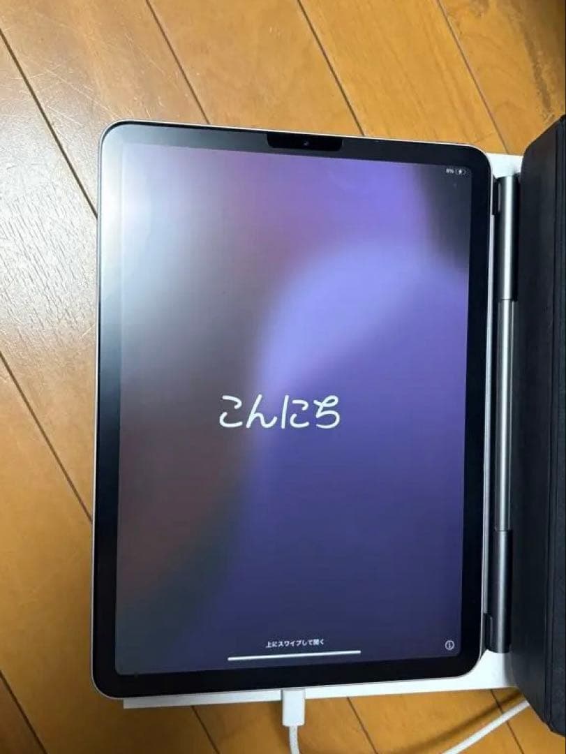 iPad air 第4世代 + Magic Keyboard 付き