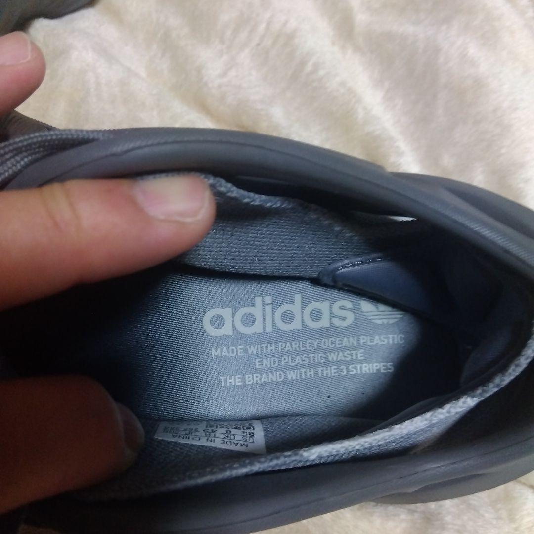 アディダスアディフォーム